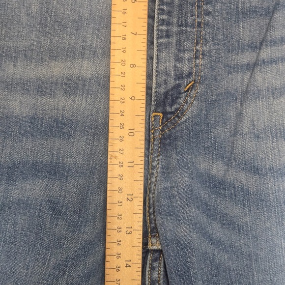 Levis 559 Jeans Mens 44x32 (Meas 42x29) Blue Straight Leg Relaxed Fit Light Wash - Picture 4 of 12